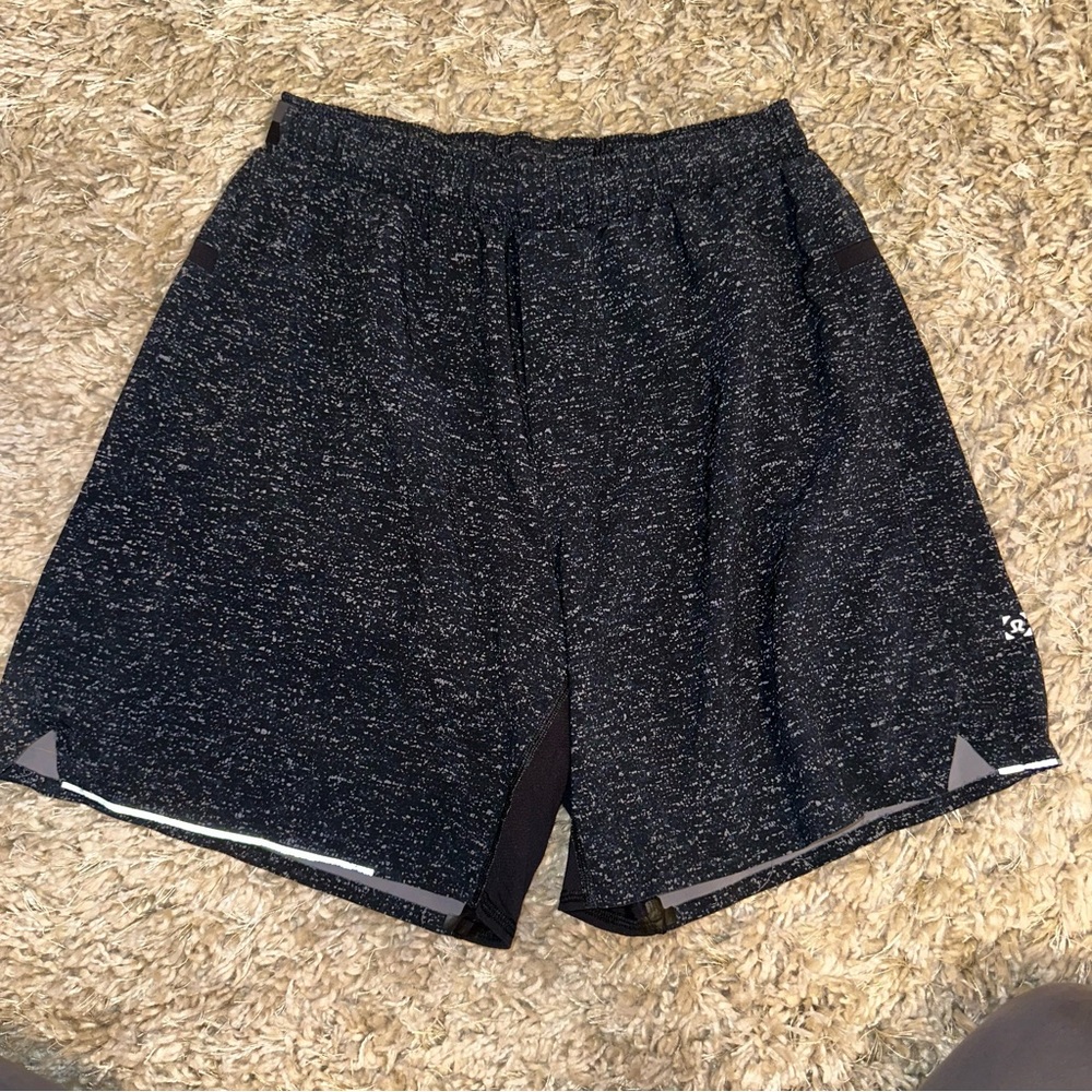 Lululemon 5” shorts